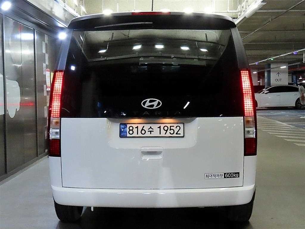 현대 스타리아 2WD 디젤 카고 스마트 5인승 이미지 5