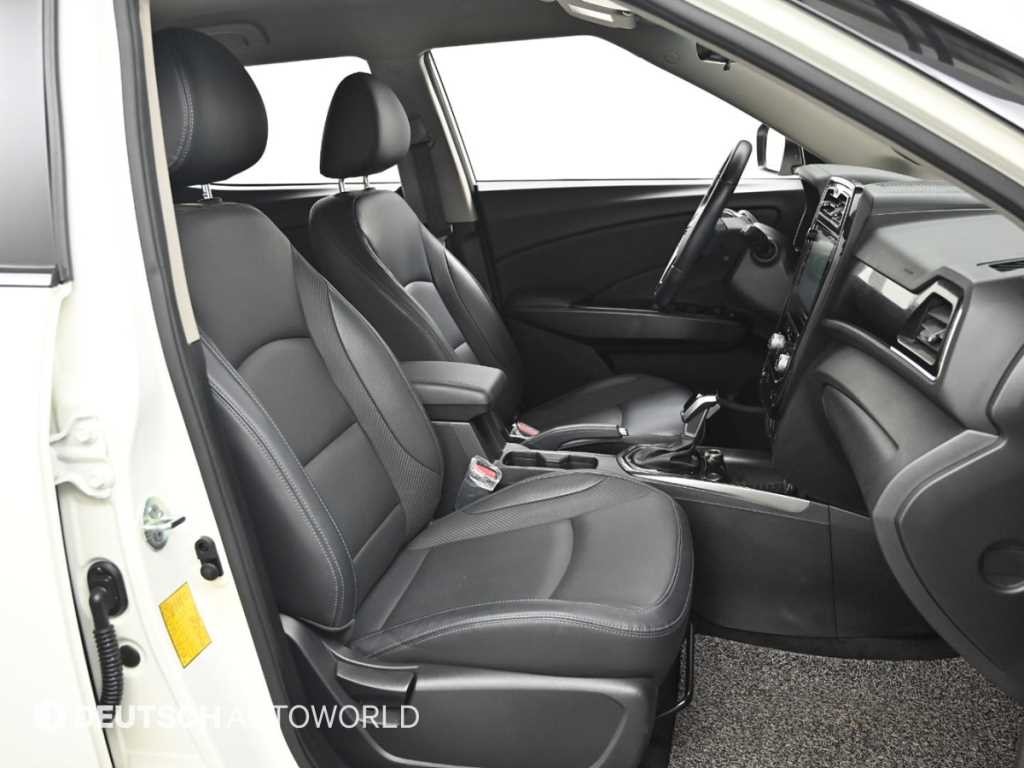 KG모빌리티(쌍용) 티볼리 베리 뉴 티볼리 2WD 가솔린 1.5 V3 이미지 10