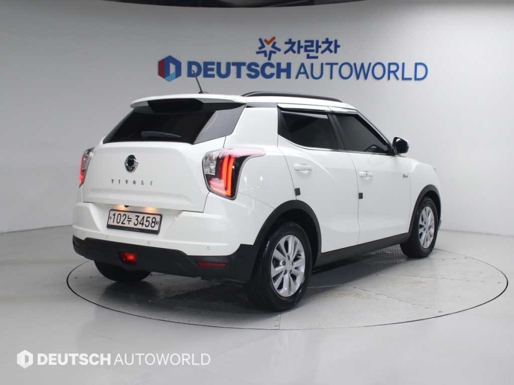 KG모빌리티(쌍용) 티볼리 베리 뉴 티볼리 2WD 가솔린 1.5 V3 이미지 2