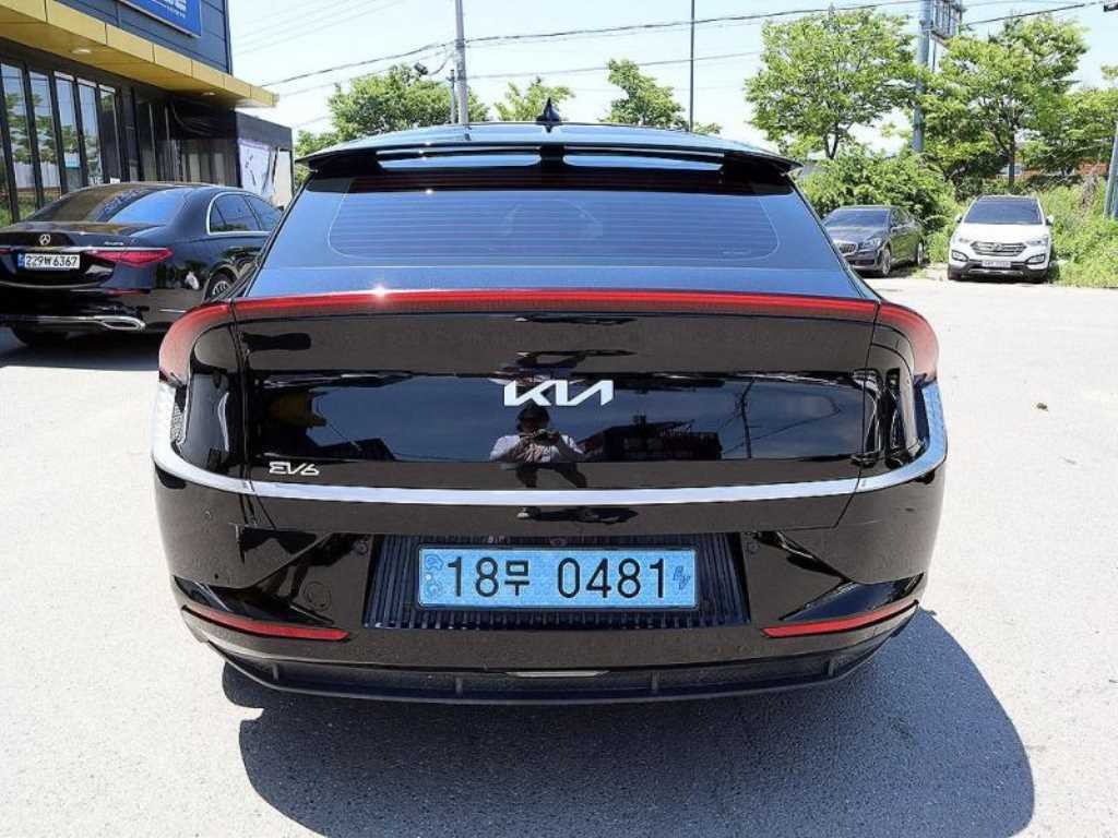 기아 EV6 롱레인지 에어 이미지 4