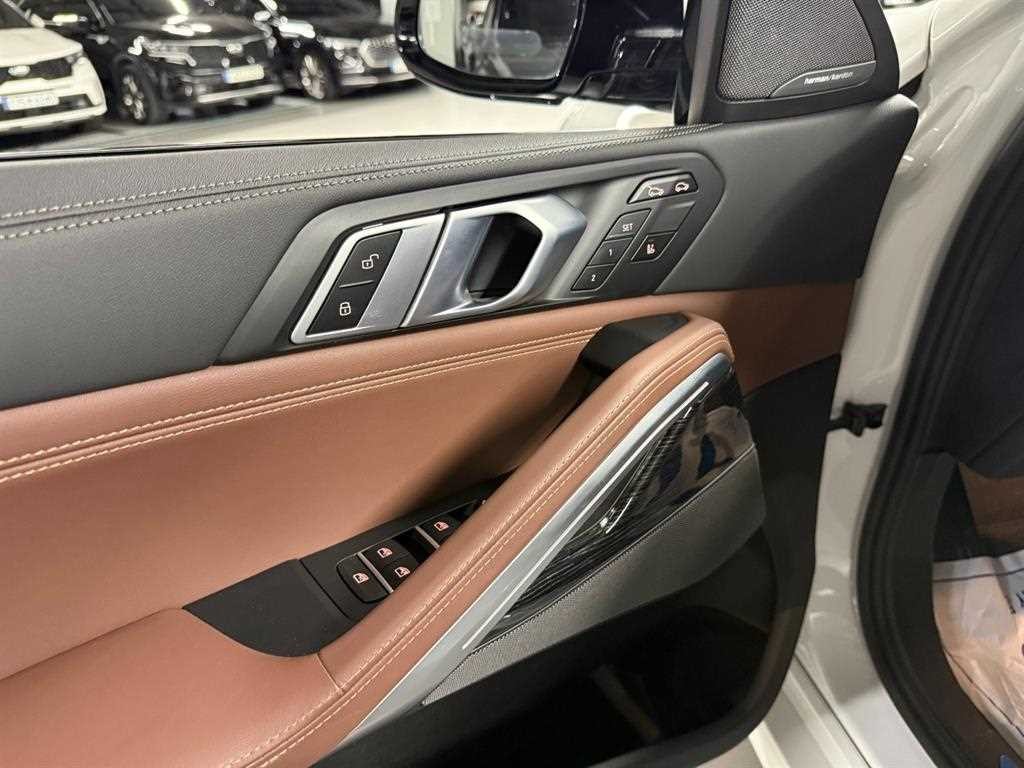 BMW X6 X6 (G06) xDrive 40i M 스포츠 이미지 12