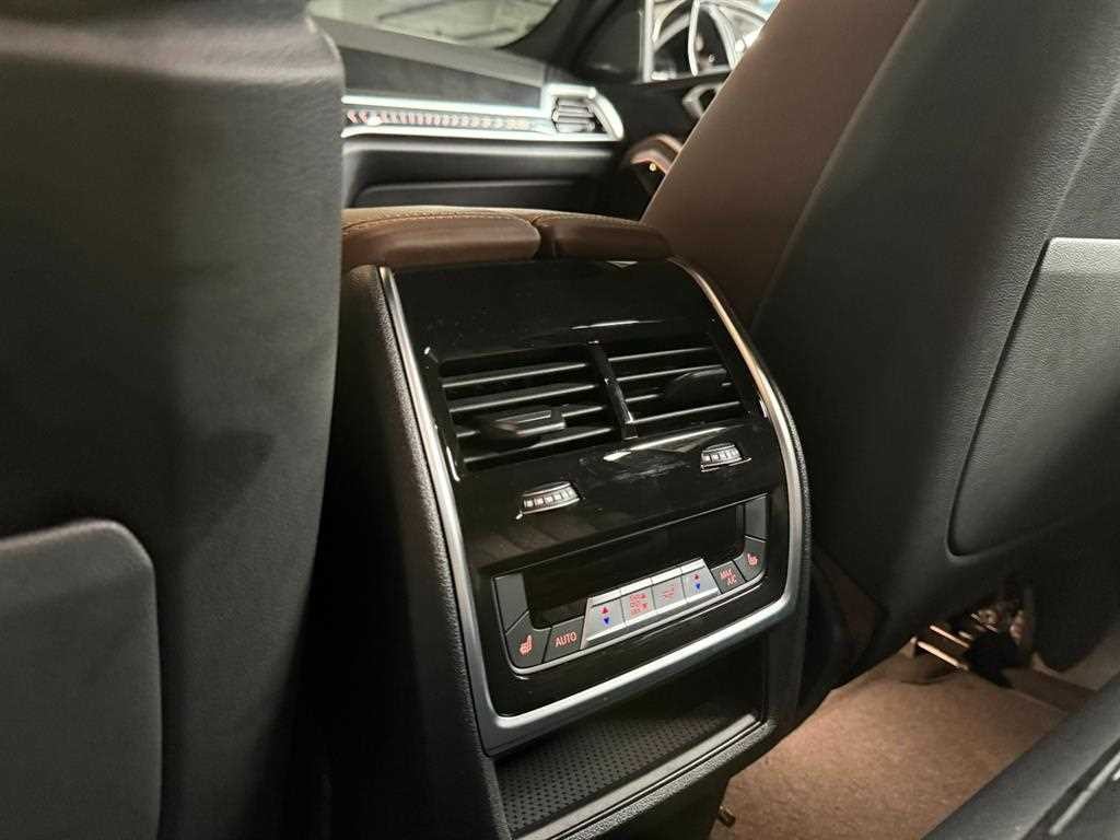 BMW X6 X6 (G06) xDrive 40i M 스포츠 이미지 17