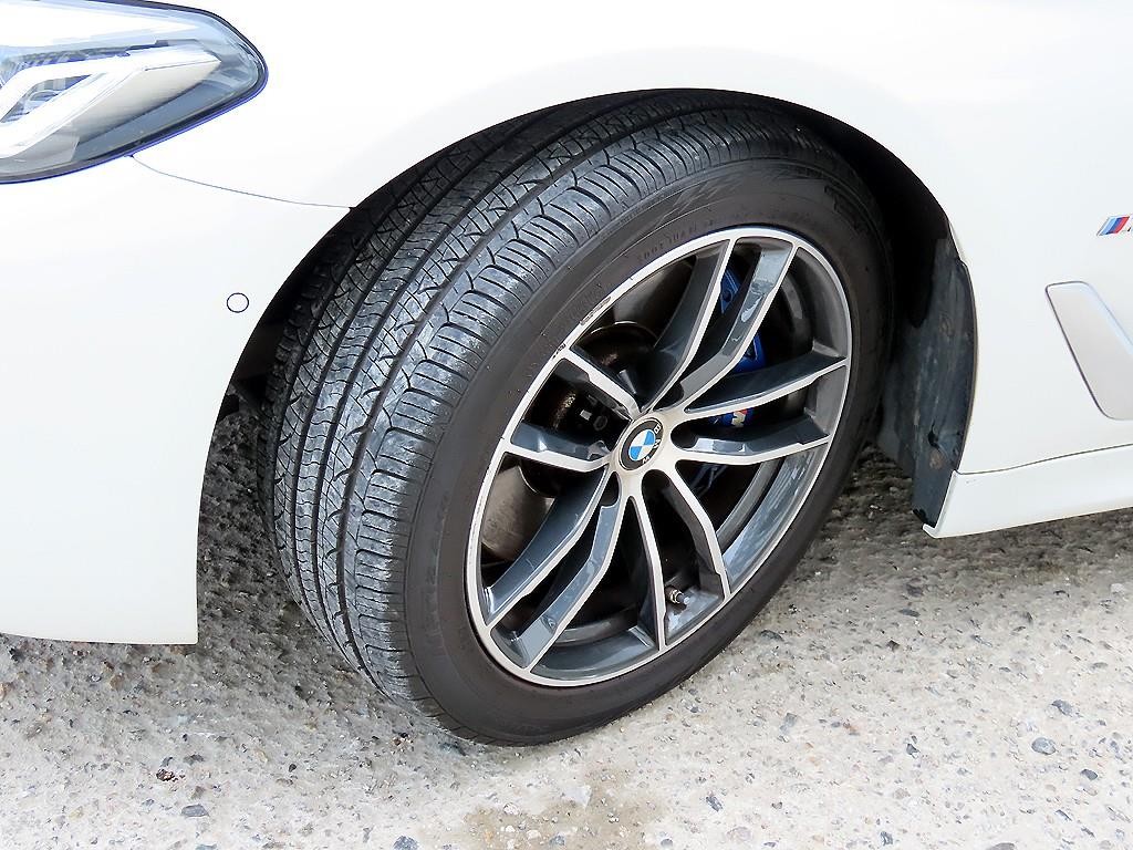 BMW 5시리즈 5시리즈 (G30) 523d xDrive M 스포츠 이미지 20