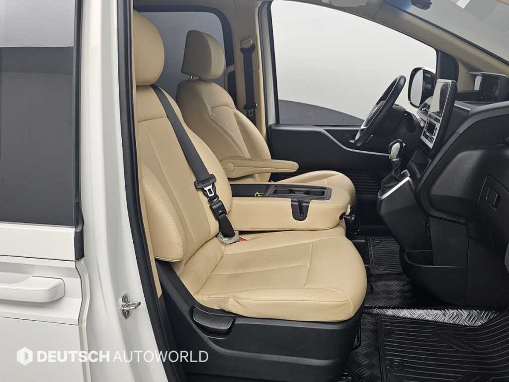 현대 스타리아 4WD 디젤 투어러 모던 9인승 이미지 10