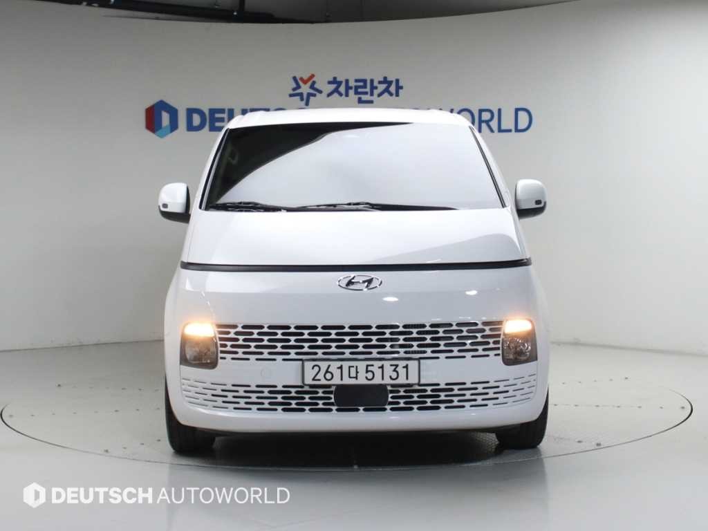 현대 스타리아 4WD 디젤 투어러 모던 9인승 이미지 3