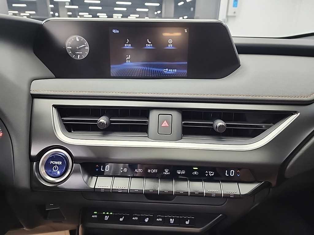렉서스 UX UX 300e 300e 이미지 10