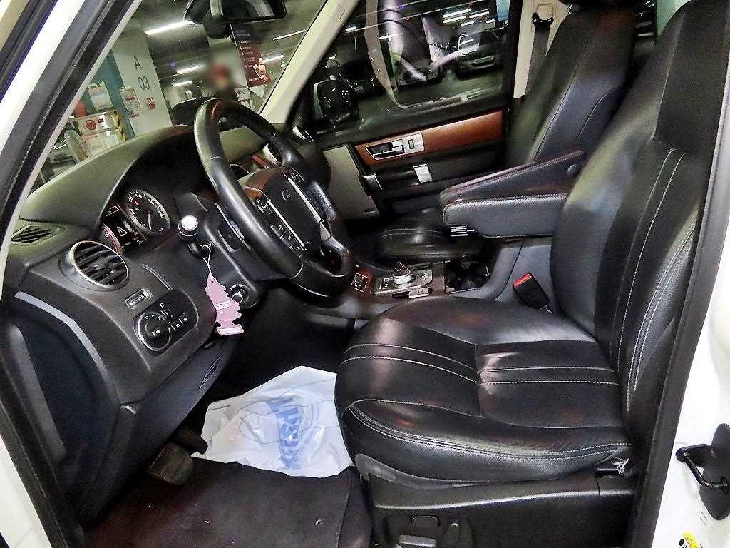 랜드로버 디스커버리 디스커버리4 3.0 SDV6 HSE 이미지 6