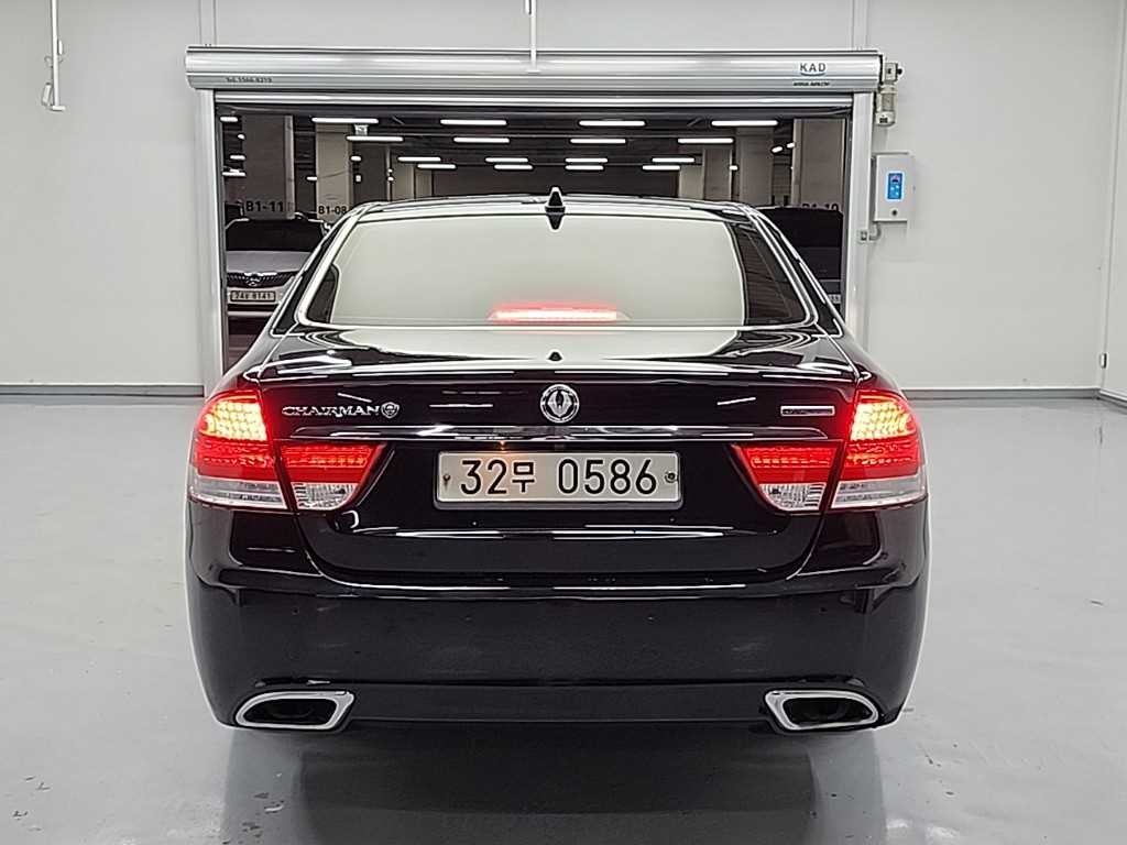 KG모빌리티(쌍용) 체어맨 뉴체어맨W 가솔린 4WD CW600 4TRONIC 프레스티지 이미지 3