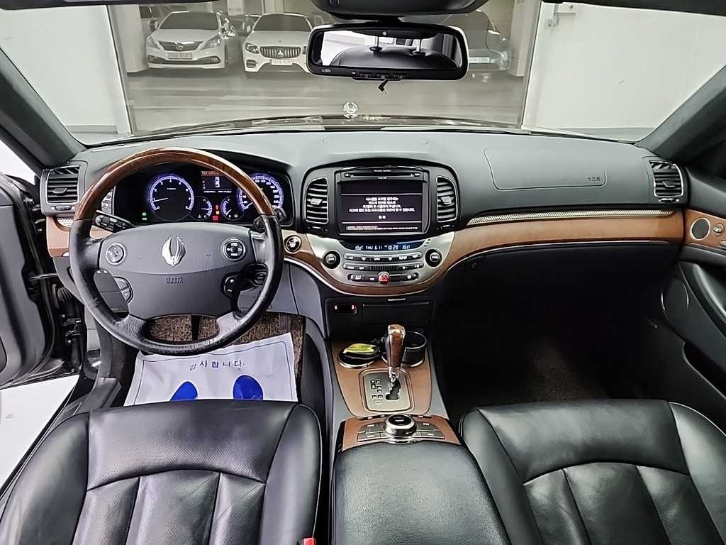 KG모빌리티(쌍용) 체어맨 뉴체어맨W 가솔린 4WD CW600 4TRONIC 프레스티지 이미지 7