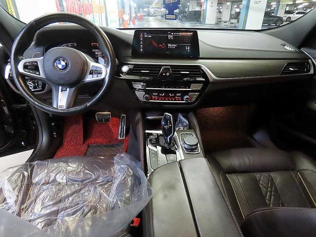 BMW 그란투리스모 6시리즈 GT (G32) 620d M 스포츠 이미지 10