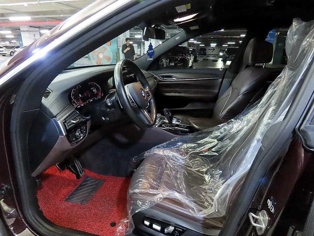 BMW 그란투리스모 6시리즈 GT (G32) 620d M 스포츠 이미지 6