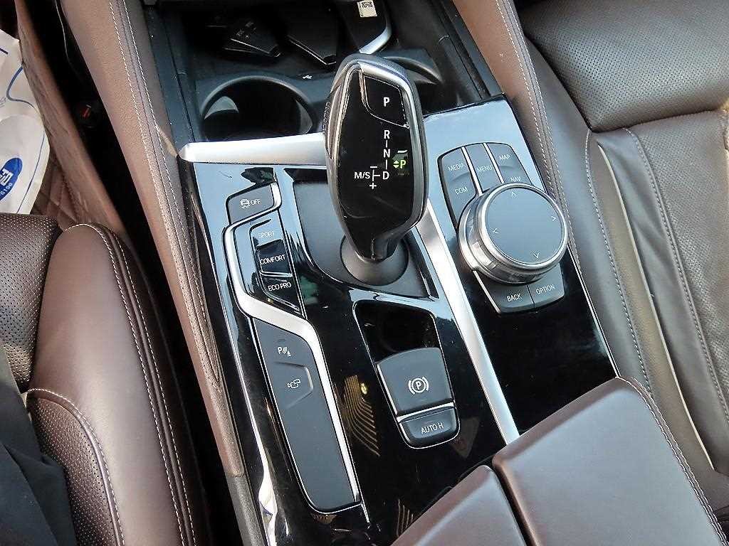 BMW 5시리즈 5시리즈 (G30) 530i M 스포츠 플러스 이미지 11