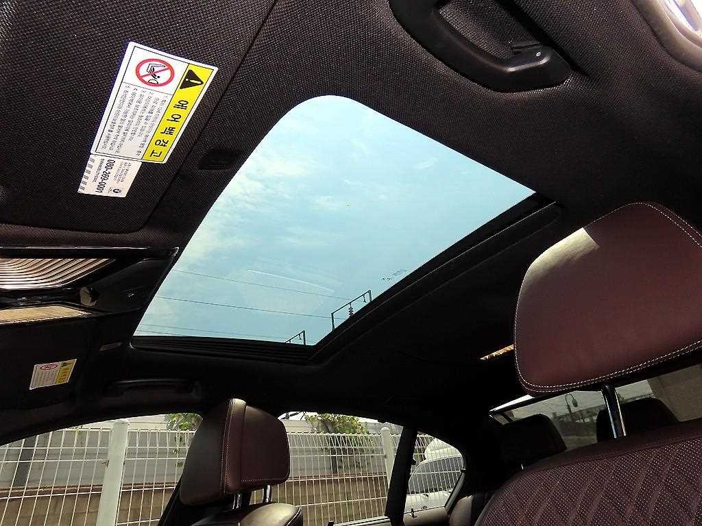 BMW 5시리즈 5시리즈 (G30) 530i M 스포츠 플러스 이미지 17
