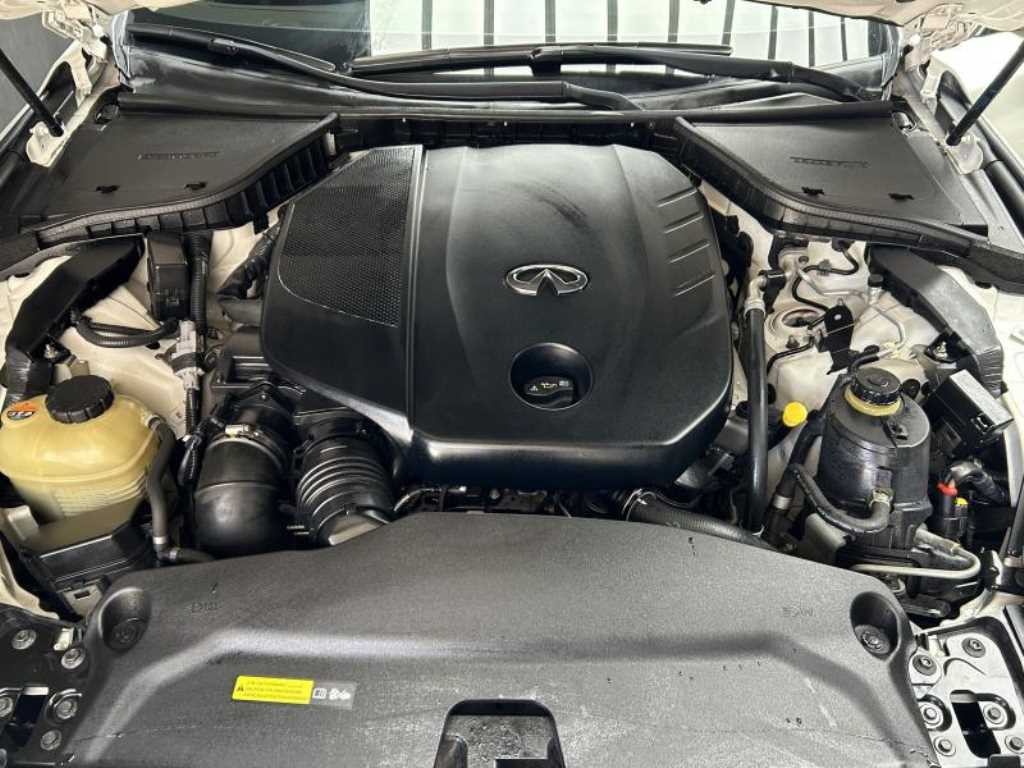 인피니티 Q Q50 2.2D 프리미엄 이미지 18