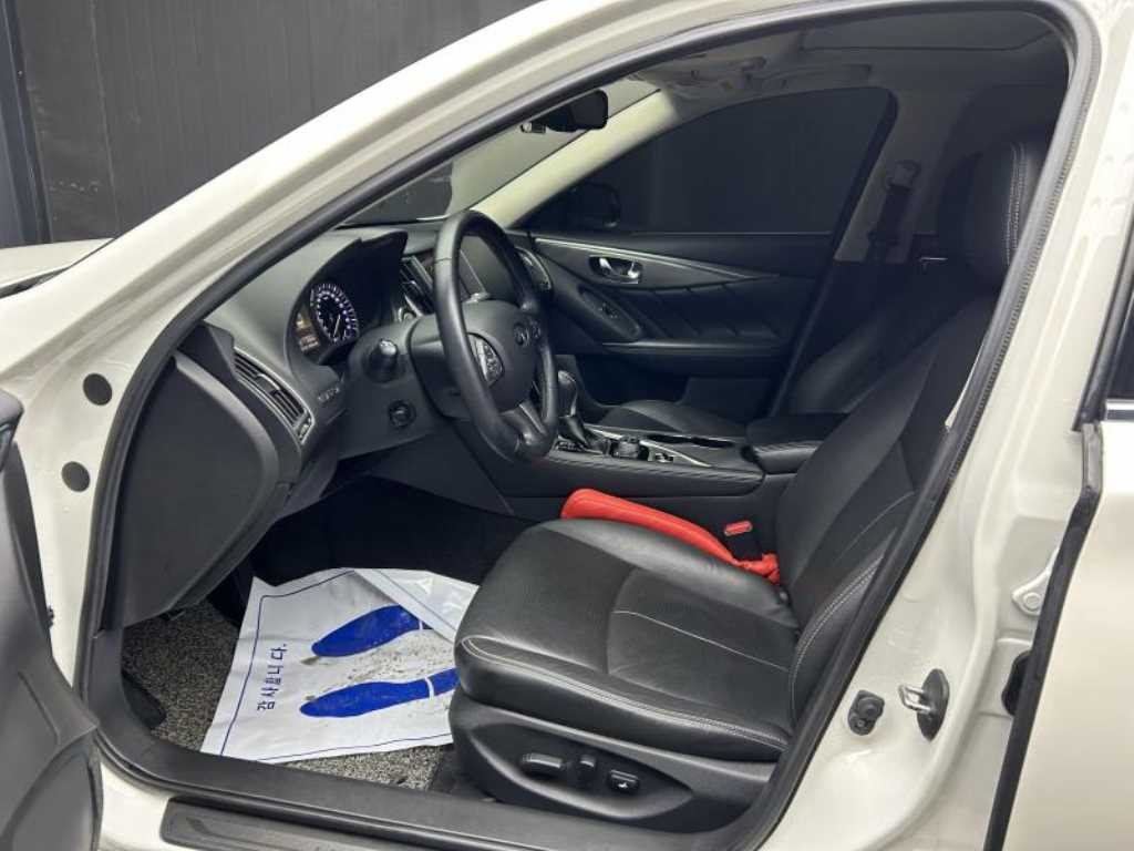 인피니티 Q Q50 2.2D 프리미엄 이미지 5