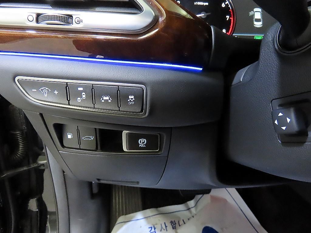 제네시스 EQ900 3.3 T-GDI AWD 프레스티지 이미지 14