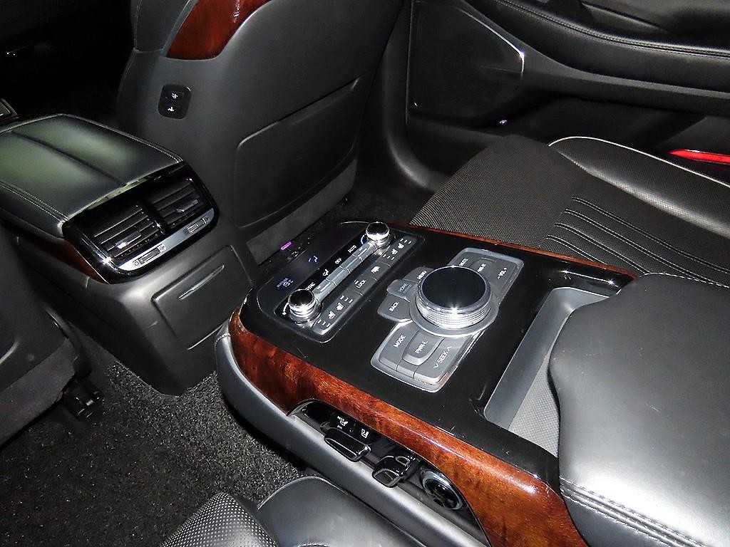 제네시스 EQ900 3.3 T-GDI AWD 프레스티지 이미지 16