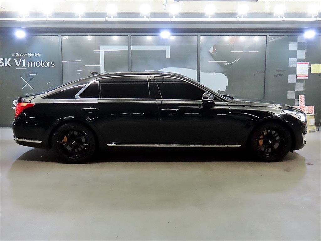 제네시스 EQ900 3.3 T-GDI AWD 프레스티지 이미지 3