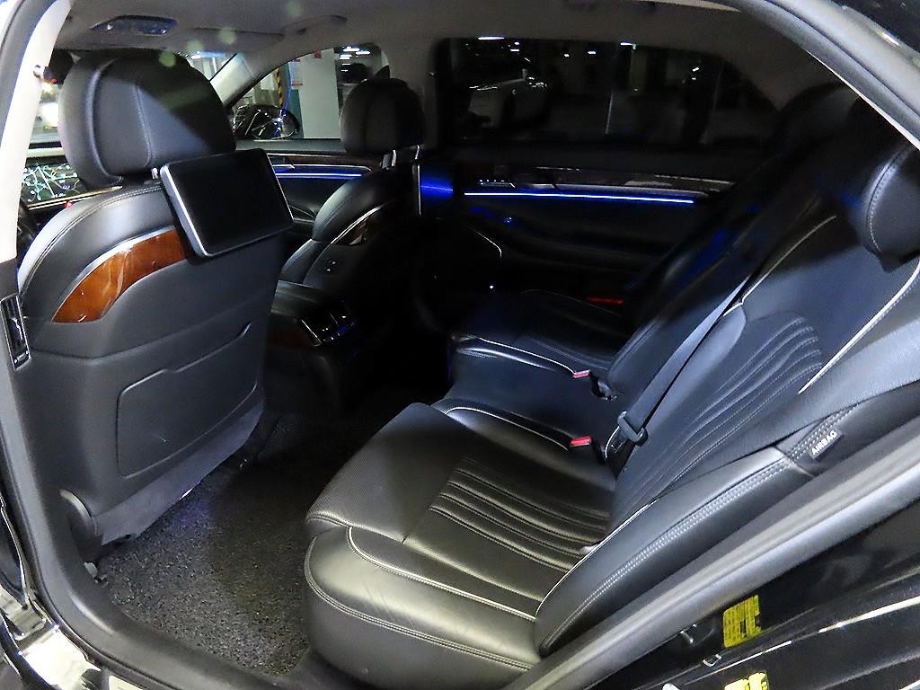 제네시스 EQ900 3.3 T-GDI AWD 프레스티지 이미지 7