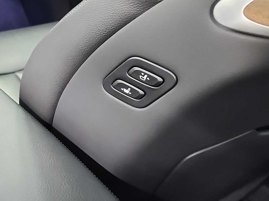 기아 K9 더 뉴 K9 2세대 3.8 GDI 2WD 플래티넘 이미지 14