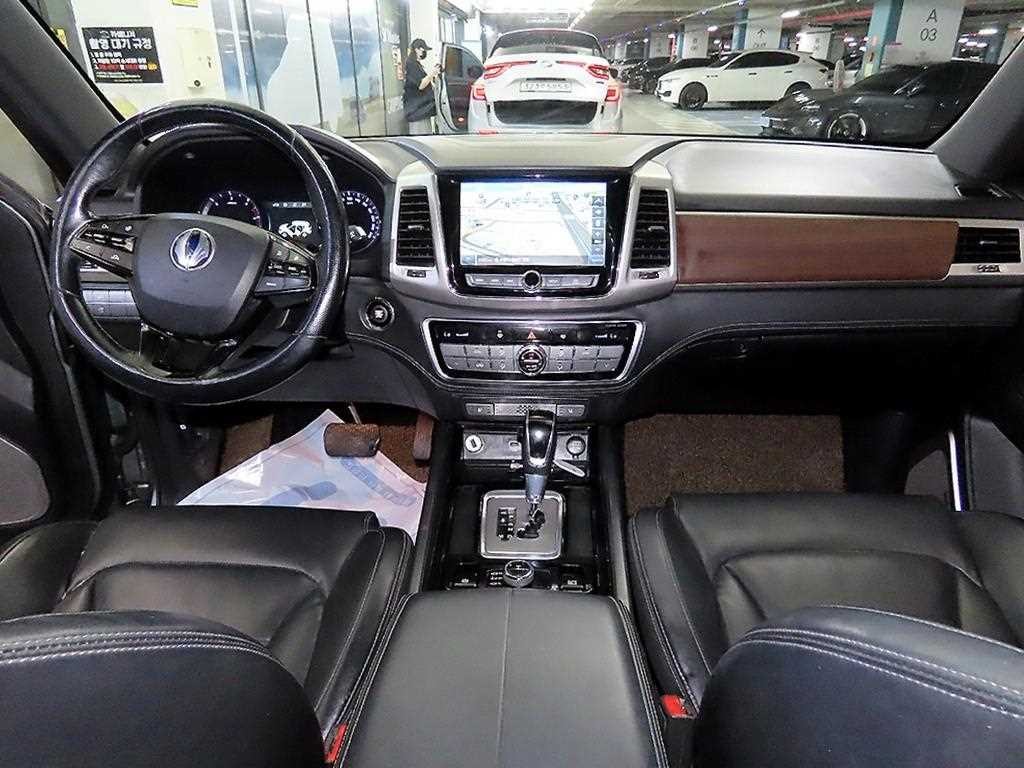 KG모빌리티(쌍용) 렉스턴 G4렉스턴 디젤 2.2 4WD 프라임 이미지 10