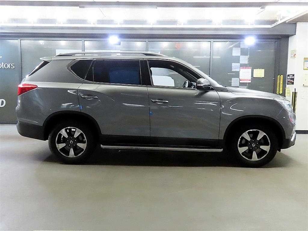 KG모빌리티(쌍용) 렉스턴 G4렉스턴 디젤 2.2 4WD 프라임 이미지 3