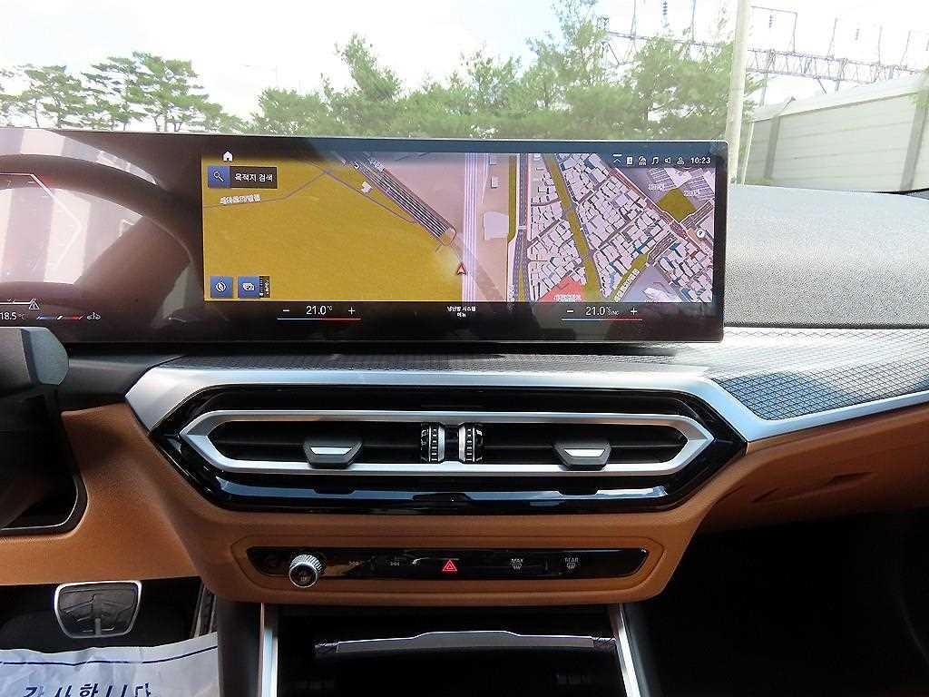 BMW 3시리즈 3시리즈 (G20) 320i M 스포츠 이미지 14