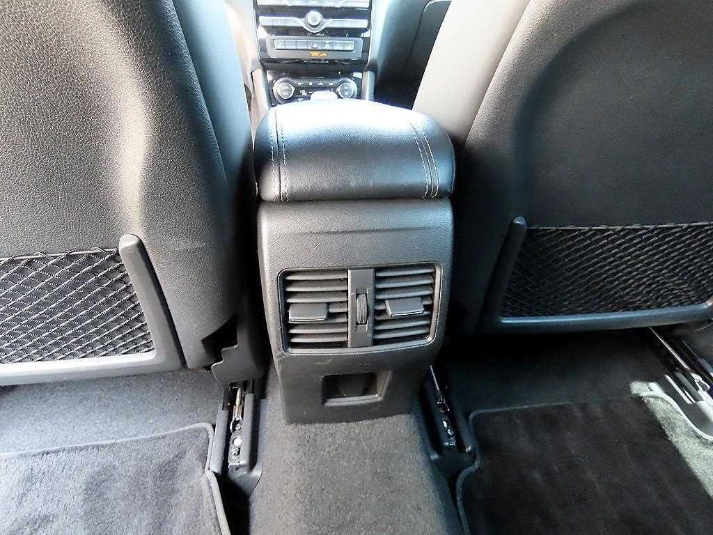 인피니티 QX QX30 2.0T AWD ESSENTIAL 이미지 15