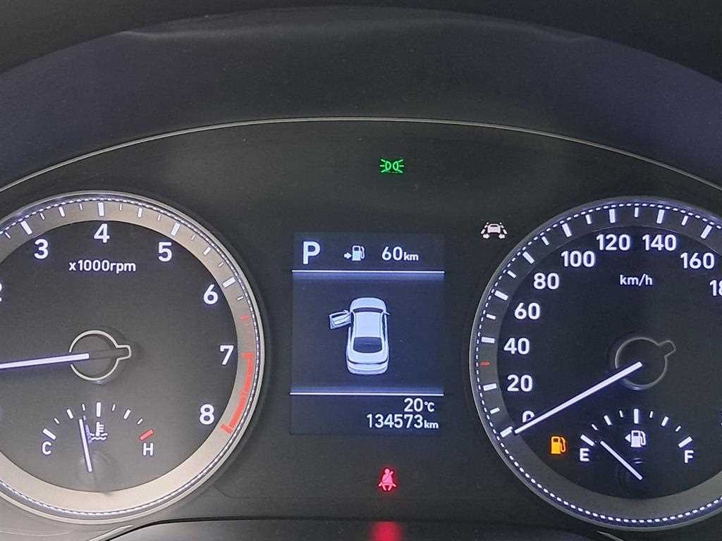 현대 그랜저 그랜저 IG 2.4 GDI 프리미엄 스페셜 이미지 8