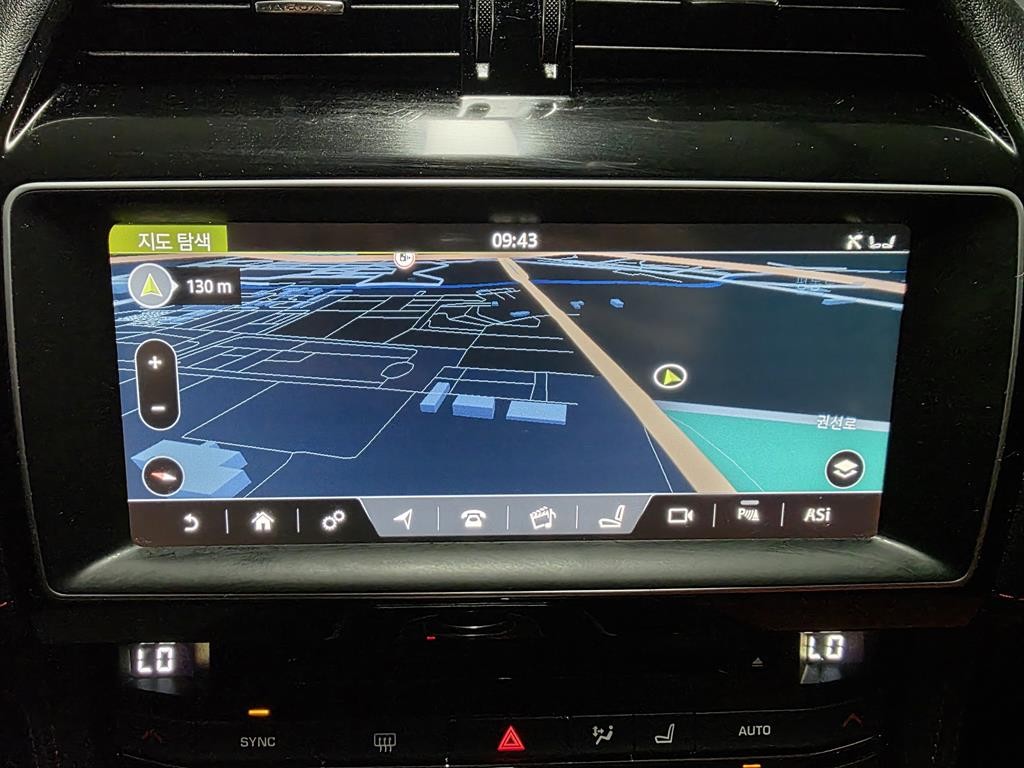 재규어 F-PACE 20d R-Sport 이미지 11