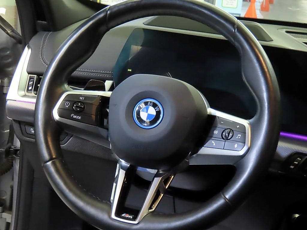 BMW iX1 iX1 (U11) xDrive 30 M 스포츠 이미지 8