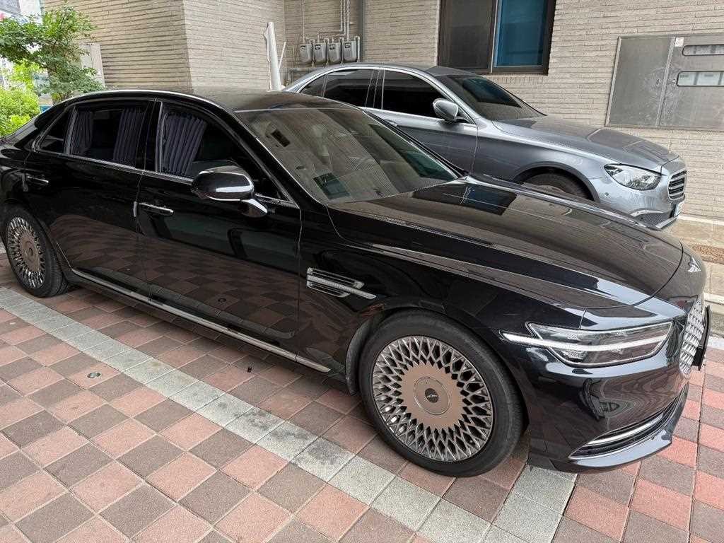 제네시스 G90 3.8 GDI AWD 프리미엄 럭셔리 이미지 2
