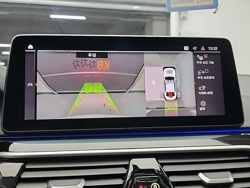 BMW 5시리즈 5시리즈 (G30) 523d 럭셔리 이미지 17