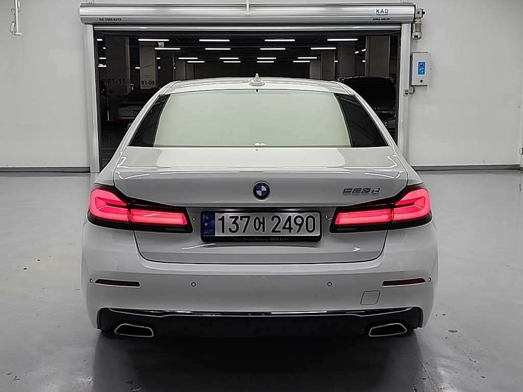 BMW 5시리즈 5시리즈 (G30) 523d 럭셔리 이미지 4