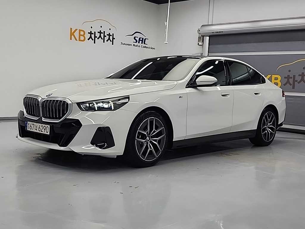 BMW 5시리즈 5시리즈 (G60) 520i M 스포츠 이미지 1