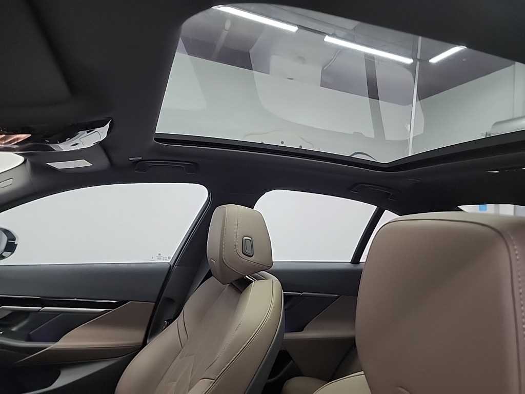 BMW 5시리즈 5시리즈 (G60) 520i M 스포츠 이미지 14