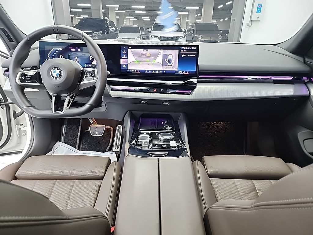 BMW 5시리즈 5시리즈 (G60) 520i M 스포츠 이미지 7