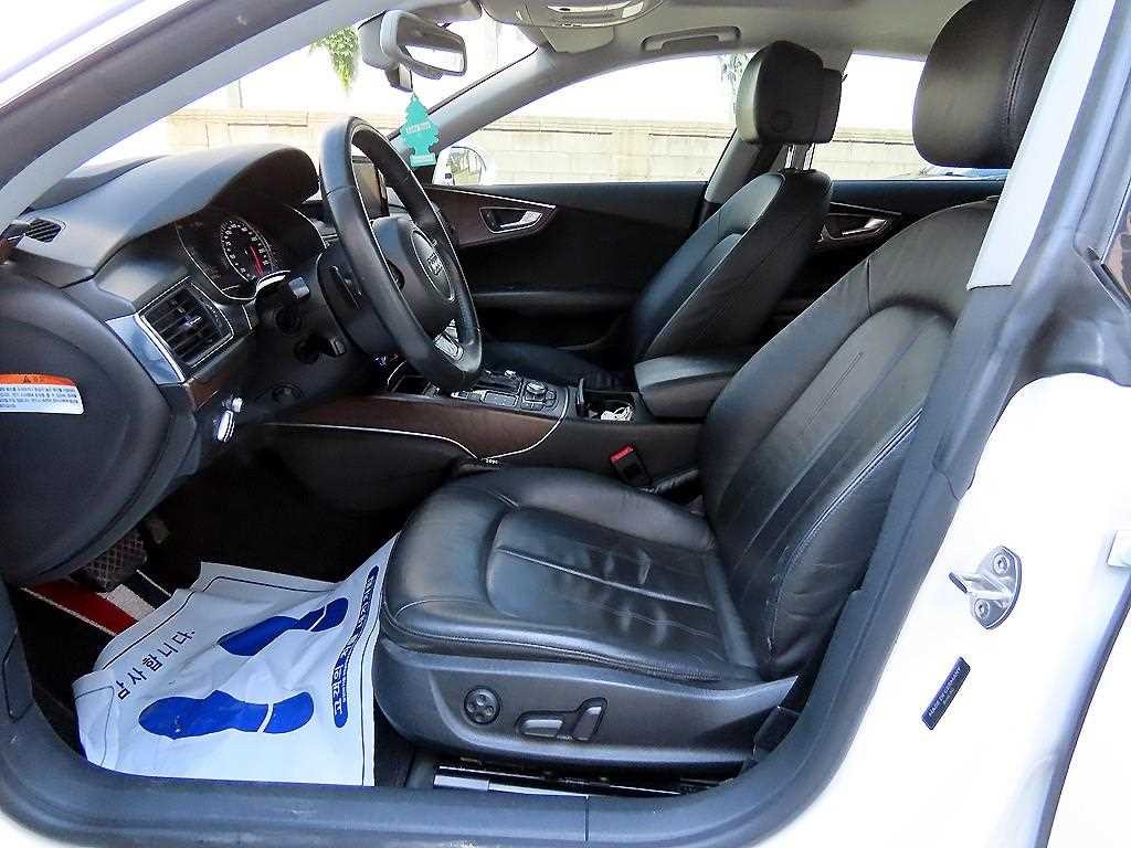 아우디 A7 3.0 TFSI 콰트로 다이나믹 이미지 5