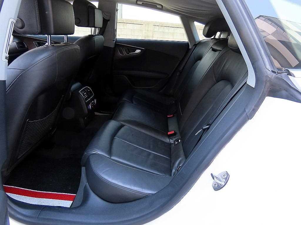 아우디 A7 3.0 TFSI 콰트로 다이나믹 이미지 6