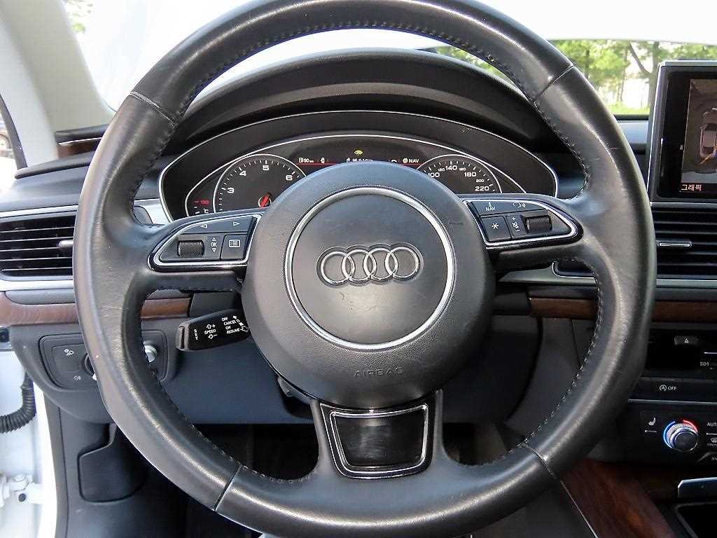아우디 A7 3.0 TFSI 콰트로 다이나믹 이미지 8