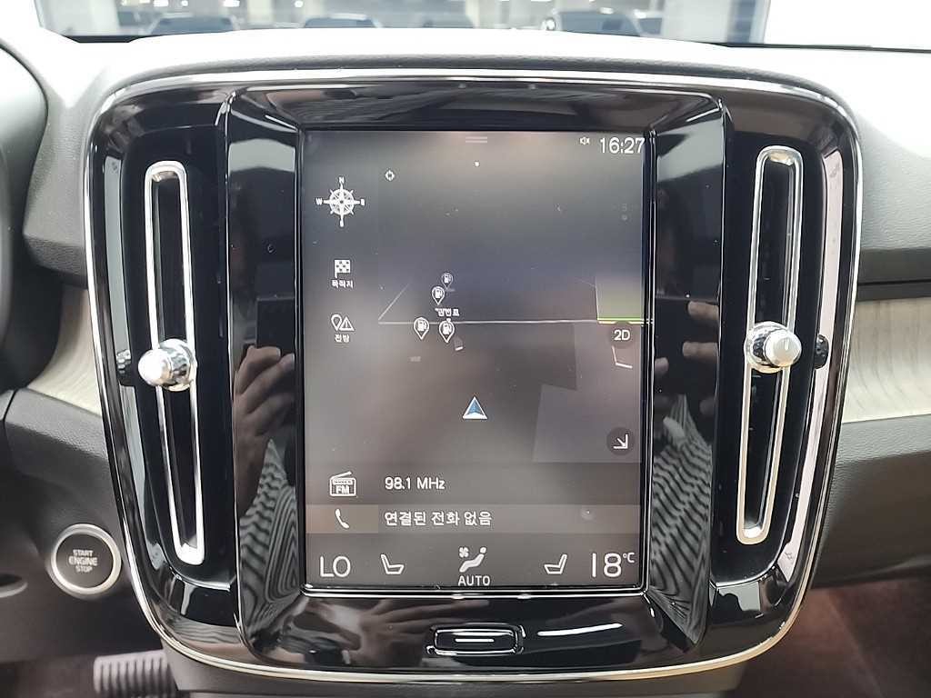볼보 XC40 T4 4WD 인스크립션 이미지 15