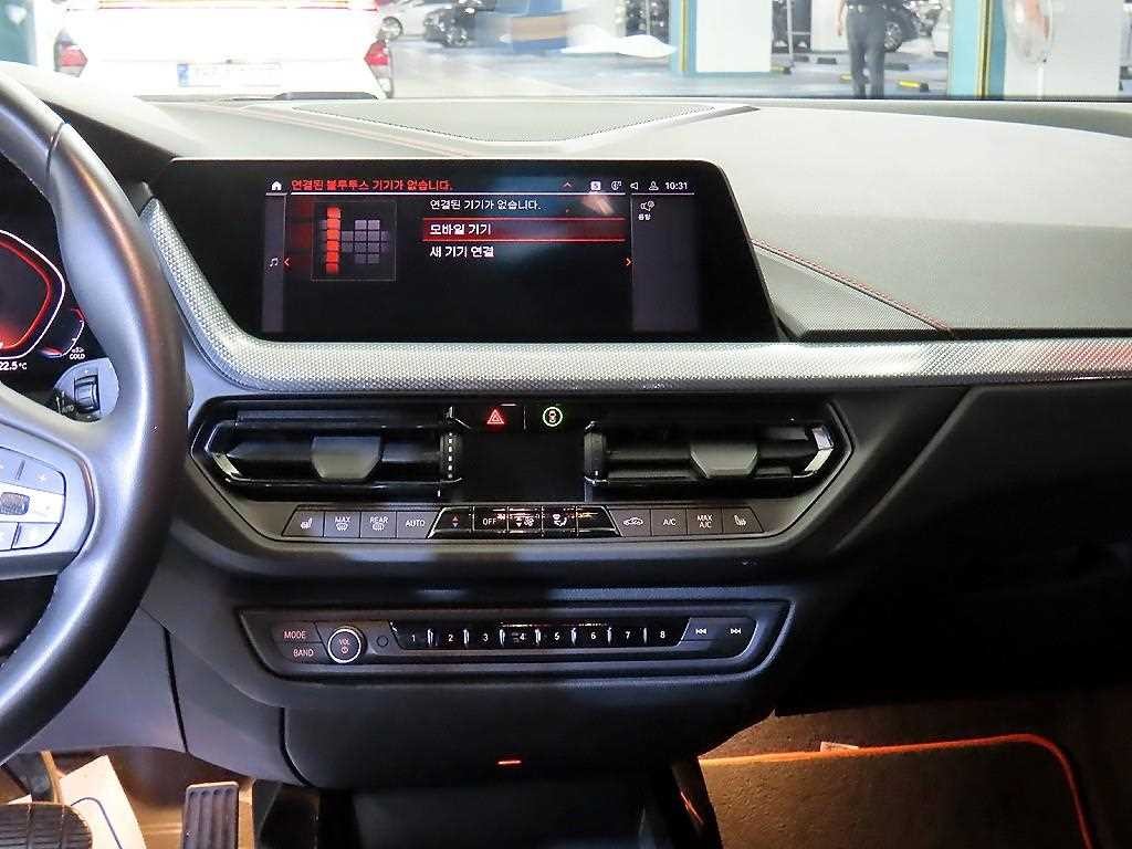 BMW 1시리즈 1시리즈 (F40) 118d 스포츠 이미지 11