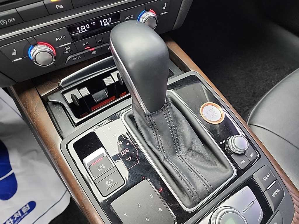 아우디 A7 55 TDI 콰트로 컴포트 이미지 8
