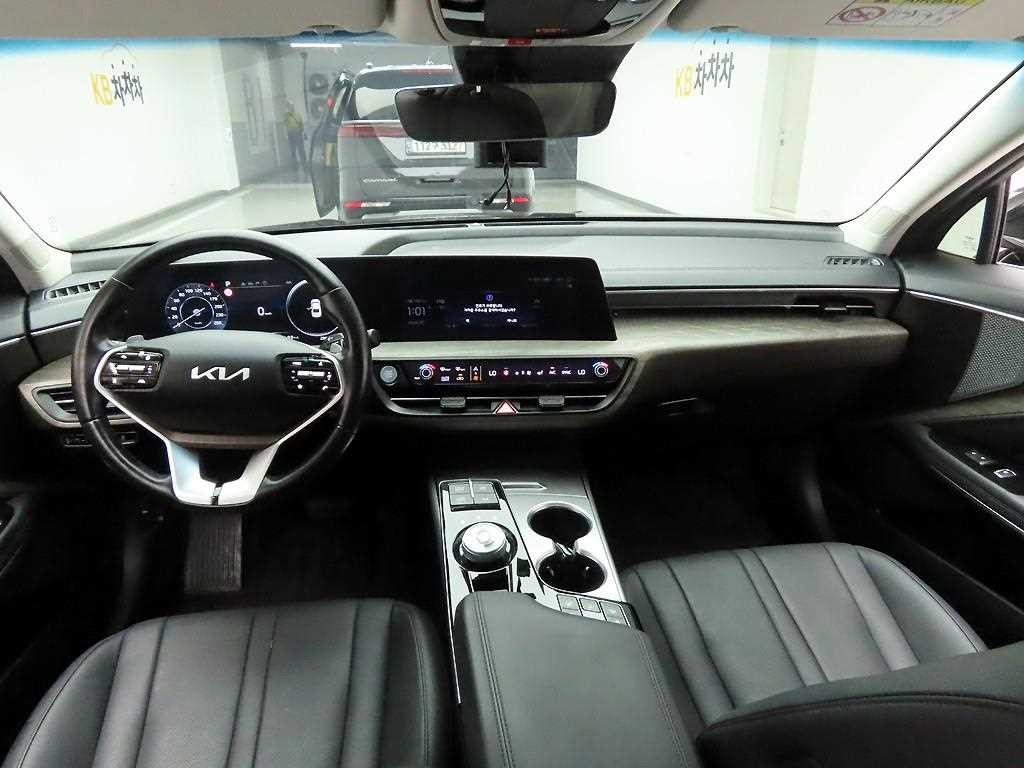 기아 K8 2.5 2WD 노블레스 이미지 6