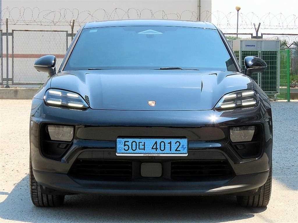 포르쉐 마칸 마칸 EV 4 이미지 2