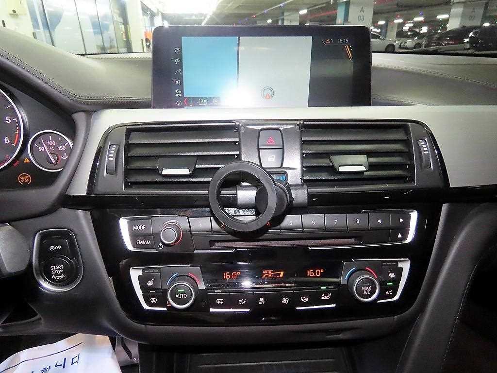 BMW 4시리즈 4시리즈 (F32) 420d 그란쿠페 럭셔리 이미지 11