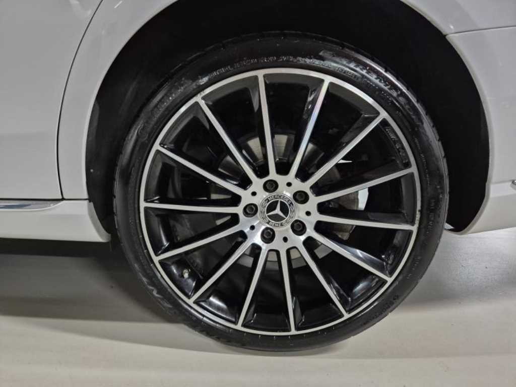 벤츠 E 클래스 E-클래스 W213 E220d 4MATIC 익스클루시브 이미지 7
