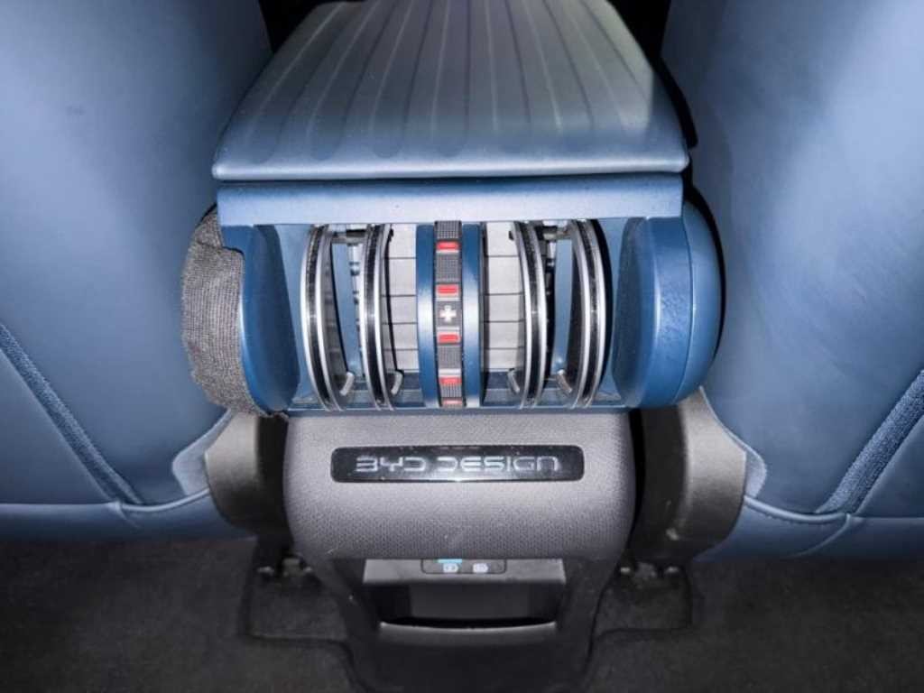 BYD 아토3 플러스 이미지 11