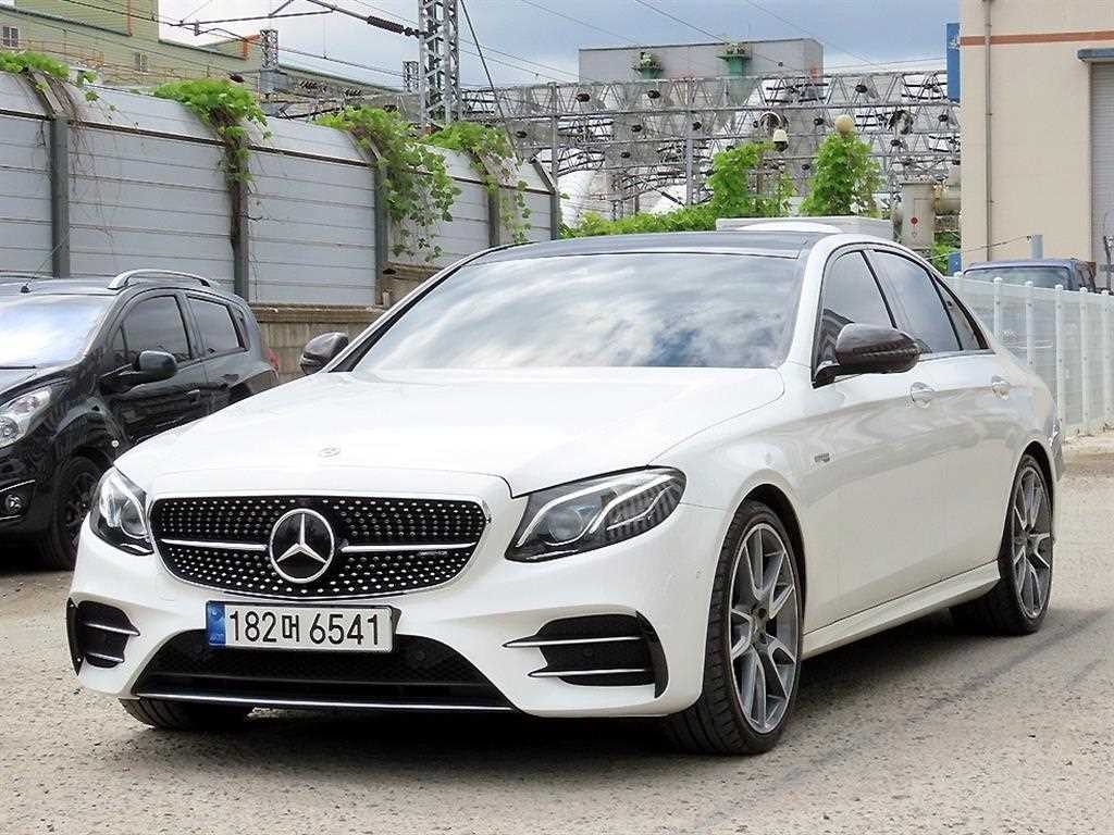 벤츠 E 클래스 E-클래스 W213 E43 AMG 4MATIC 이미지 1