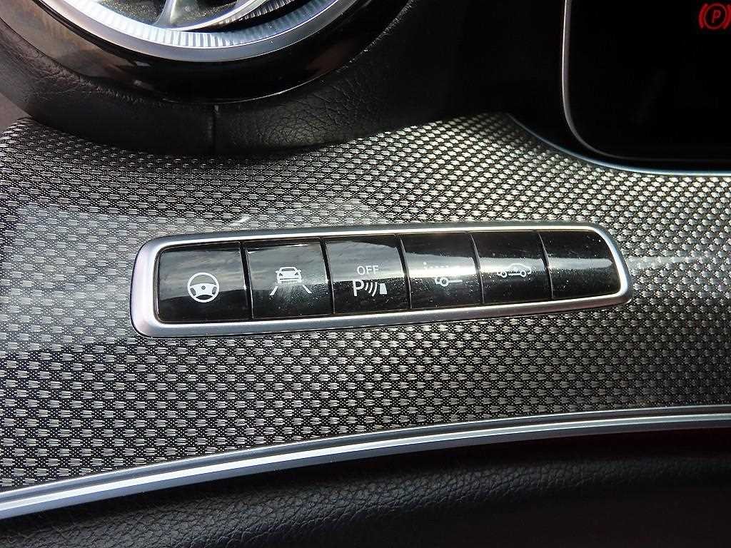 벤츠 E 클래스 E-클래스 W213 E43 AMG 4MATIC 이미지 12